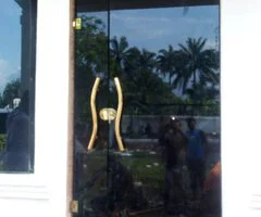 Glass Interiors And Exterior - Image 5