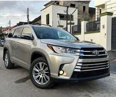 Toyota highlander