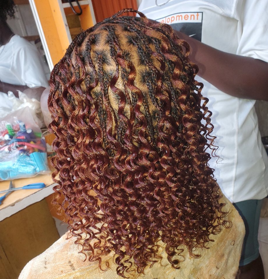 Hair Stylist - 4