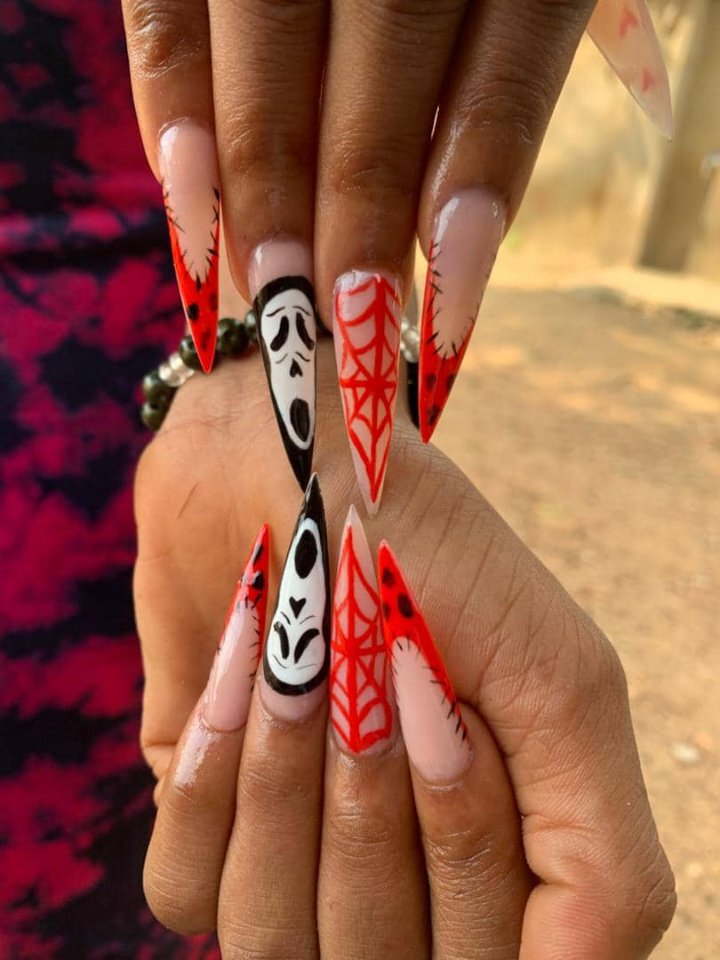 Nail Technician - 4