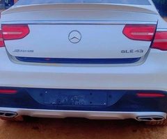 Mercedes Benz - Image 2
