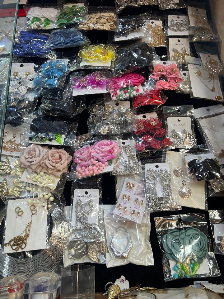 Beauty and make up accessories - 2