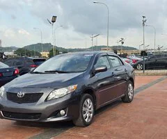 2009 TOYOTA CORROLLA LE - Image 2