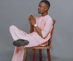 Fashion Designer - Image 9