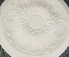 VALENTINO VENTURES - Image 5