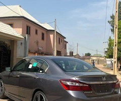 Honda car - Image 2