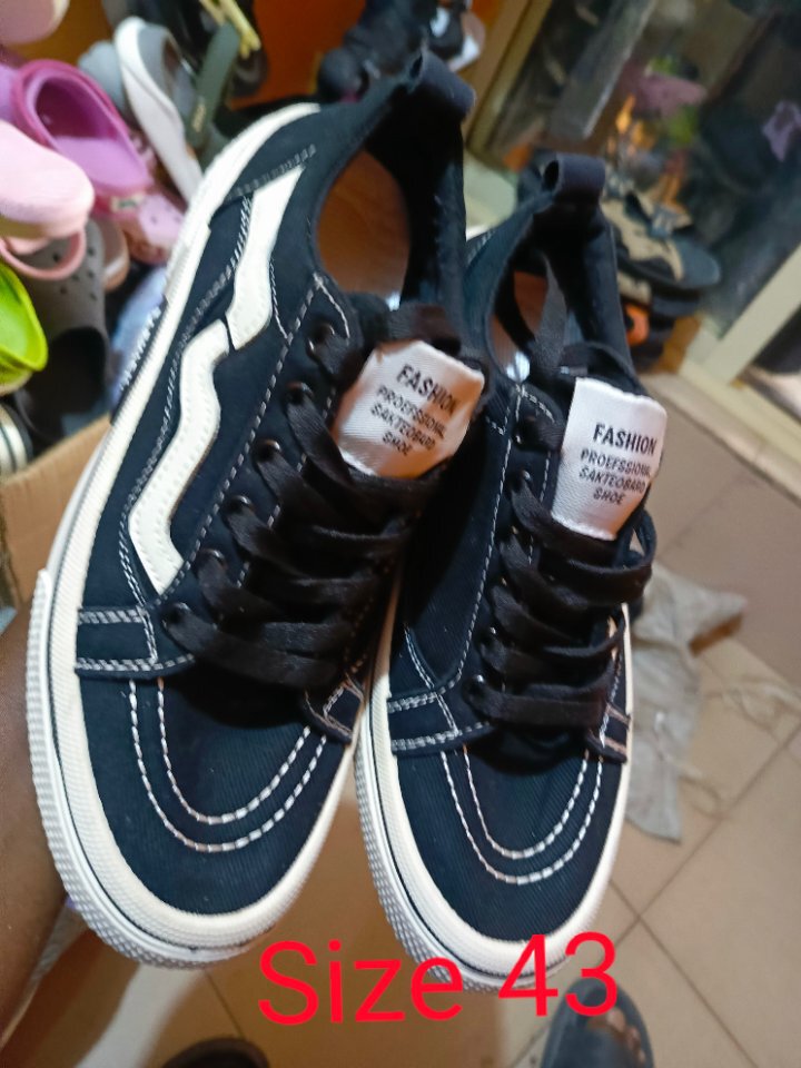Unisex footwear - 3