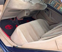 Saloon Car - Image 4