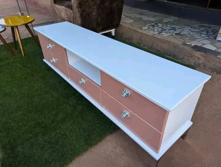 OBINWANNE FURNITURE - 12