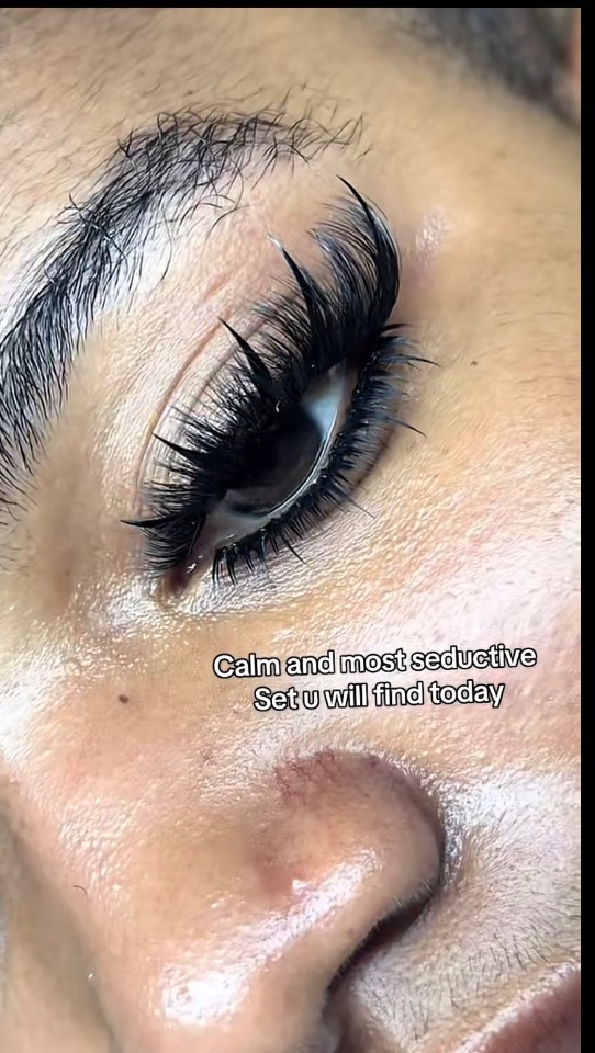 Cluster lashes extension - 1