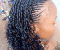 Hair Stylist - Image 3