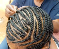 Hair Stylist - Image 4